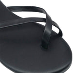 Sandalias flats Kenia para mujer color negro